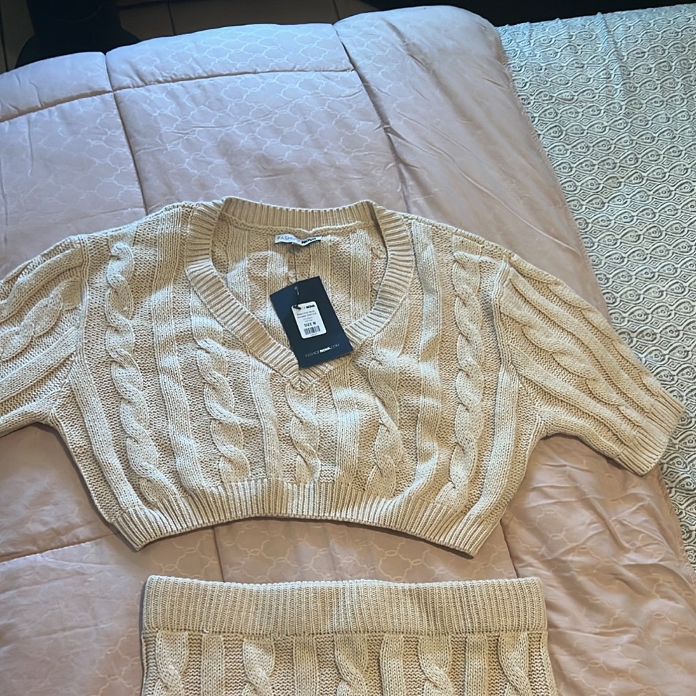 Make Knit work Sweater Skirt set
